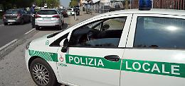 Non si ferma all'alt e fugge: bloccato dalla Polizia locale