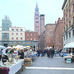 Un tuffo nel passato. Mercatino dell'antiquariato e del modernariato