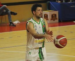 Solita Sanse mangia derby