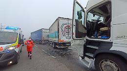 Tamponamento tra tre camion, tangenziale bloccata e disagi
