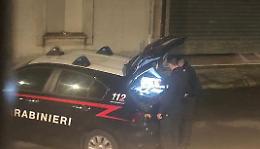 Rissa e cazzotti fuori dal locale