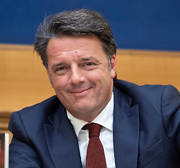 Matteo Renzi presenta il suo libro "Palla al centro"