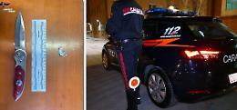 In auto con droga e coltello in tasca: 21enne denunciato, patente ritirata