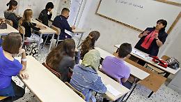 Stranieri in classe, la risposta a Valditara e Salvini: «Tetto del 20% irreale»