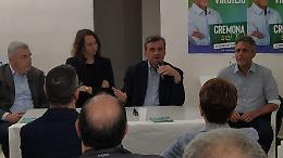 Azione a sostegno di Virgilio, Calenda: «Una persona competente e pragmatica»