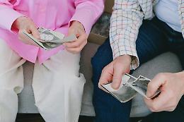 L'acqua non muore mai. 5 domande sull'Alzheimer e l'identità
