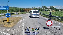 Camion trancia un cavo dell'alta tensione sulla linea Fidenza-Cremona