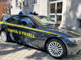 Operazione della GdF: fatture false, crediti fittizi e riciclaggio, arrestati i responsabili