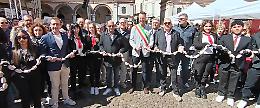 La piazza celebra il salame: «Principe degli insaccati»