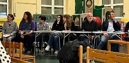 Classe accorpata: il Comune non cede, protesta