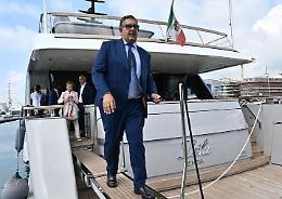 Toti: 'Non ho commesso reati, dimostrerò la mia correttezza'