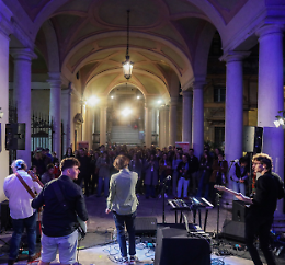 "Questa città non ha più pareti" il live di Santamarea e Lumen