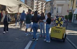 Con la bici gialla alla scoperta della nuova Audi