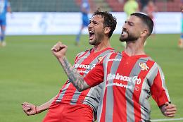 Cremonese in finale con il Venezia! Catanzaro battuto 4-1
