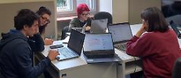 Per gli universitari a Cremona la vita corre su un  podcast