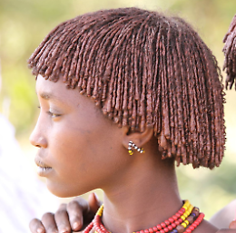 “A casa degli Hamer”, viaggio antropologico in Etiopia