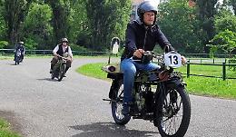 Moto d'epoca al parco, il ‘Sottocanna’ fa il pienone 