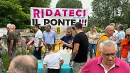 Ponte chiuso da 365 giorni, la festa di ‘non compleanno’