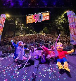 Voglio tornare negli anni 90, live show