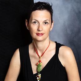 Francesca Maccani presenta Agata nel vento