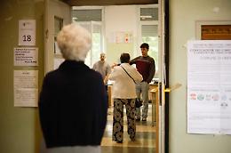 Ballottaggio, seggi chiusi: alle 23 l'affluenza è del 38,29%