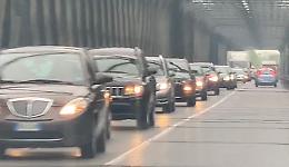 In crisi sul ponte,  soccorso dall'Arma