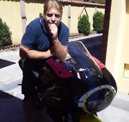 Schianto in moto contro un palo, muore Davide Valesi