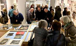 In posa per il Museo Diotti. E così l’ingresso è gratis