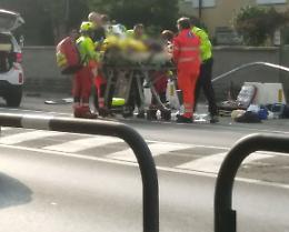 Giovane ciclista investita lungo la Padana Inferiore