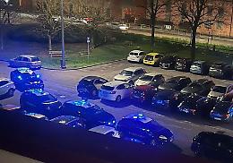Notte di caos in via D'Andrea, intervengono i carabinieri: quattro giovani nei guai