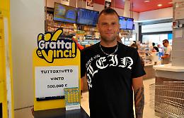 Vince mezzo milione con un Gratta&Vinci da 5 euro