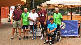 Anche Tortù della Juvi spinge il torneo di tennis in carrozzina