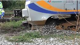 Deraglia treno a Milano Greco, ripercussioni su tutte le linee