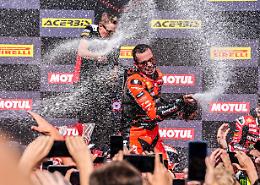 Superbike, Petrucci fa ancora godere Cremona