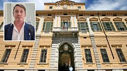 Espulso dall'Italia, torna per il figlio