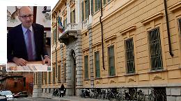 «Ladro accovacciato dietro l’armadio»