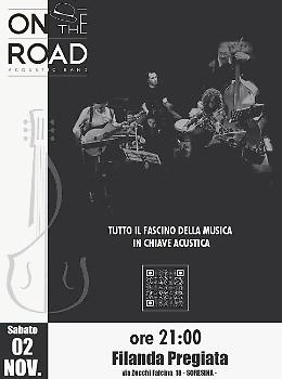  Suona il gruppo "On the Road" presso la Filanda Pregiata