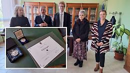 Premiato al Quirinale, Matteo Severgnini torna a scuola: «Un’emozione indescrivibile»