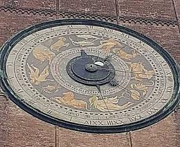 È l’ora sbagliata... Ecco cosa accade al grande orologio