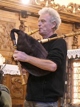 A Musicologia l'incontro con le musiche e gli strumenti nella cultura popolare bergamasca