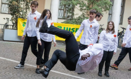 Donne, la denuncia e l'impegno: «Basta violenze»