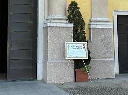 Un dolore che colpisce tutti: l’abbraccio ai suoi familiari