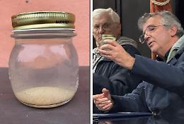 Show di Pagliari, in consiglio porta un barattolo dell’acqua della roggia Seriola
