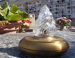 Luci votive al Civico Cimitero: interventi e rimborsi per gli utenti