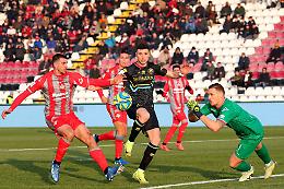 La Cremonese riparte con un pareggio