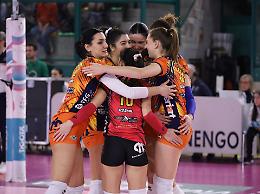 Esperia: colpo da derby