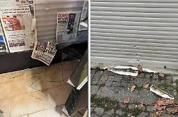 Botti e vandalismi contro l'edicola