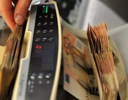 Bonifici istantanei si cambia, basta agli extra costi 