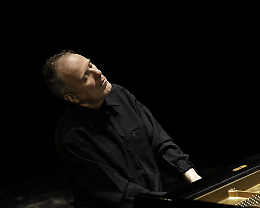 Concerto: L’eredità pianistica del “Bach di Berlino” con Alexander Lonquich