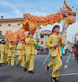 Sfilata dei carri sul "Corso mascherato"